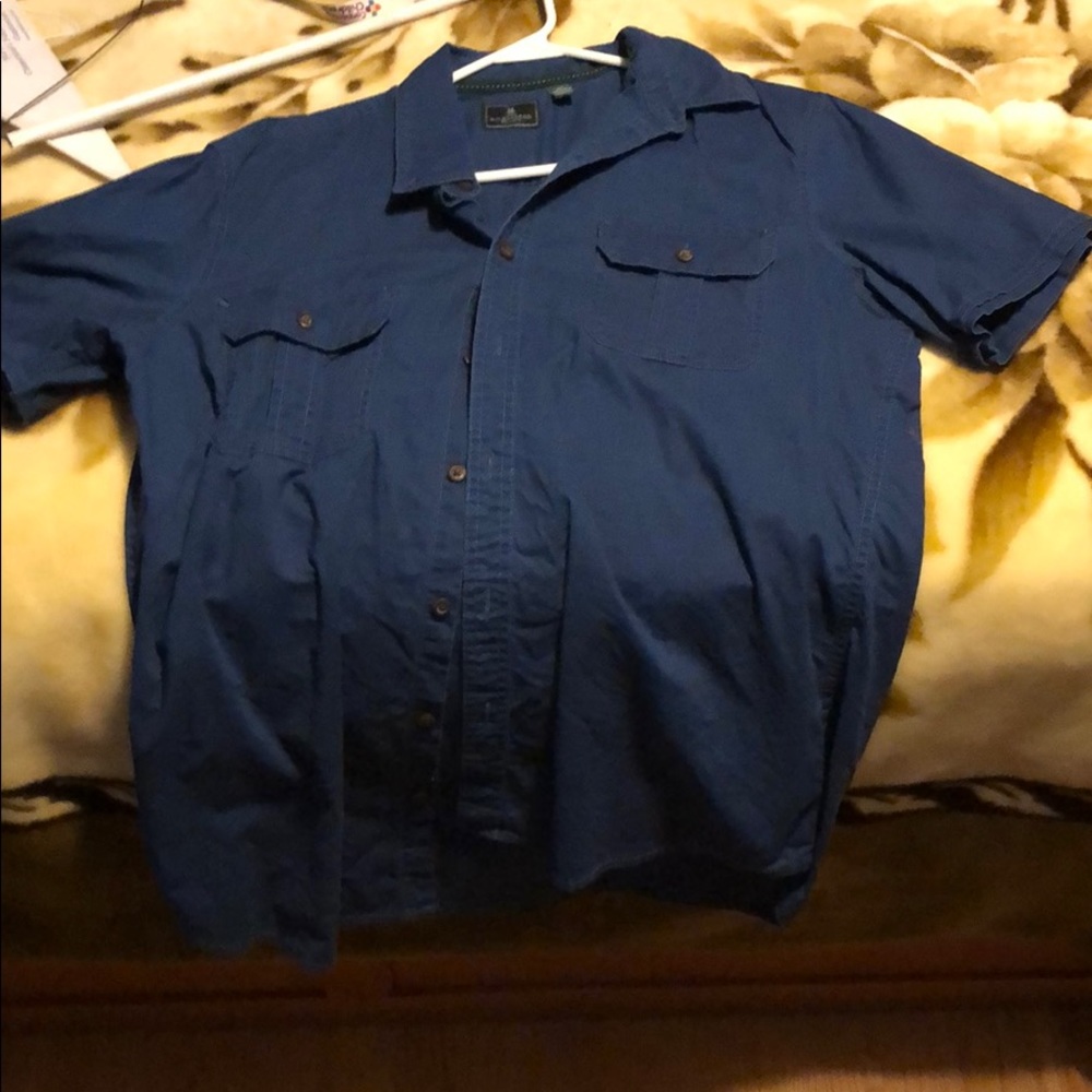 G.H. Bass and CO short sleeve button down